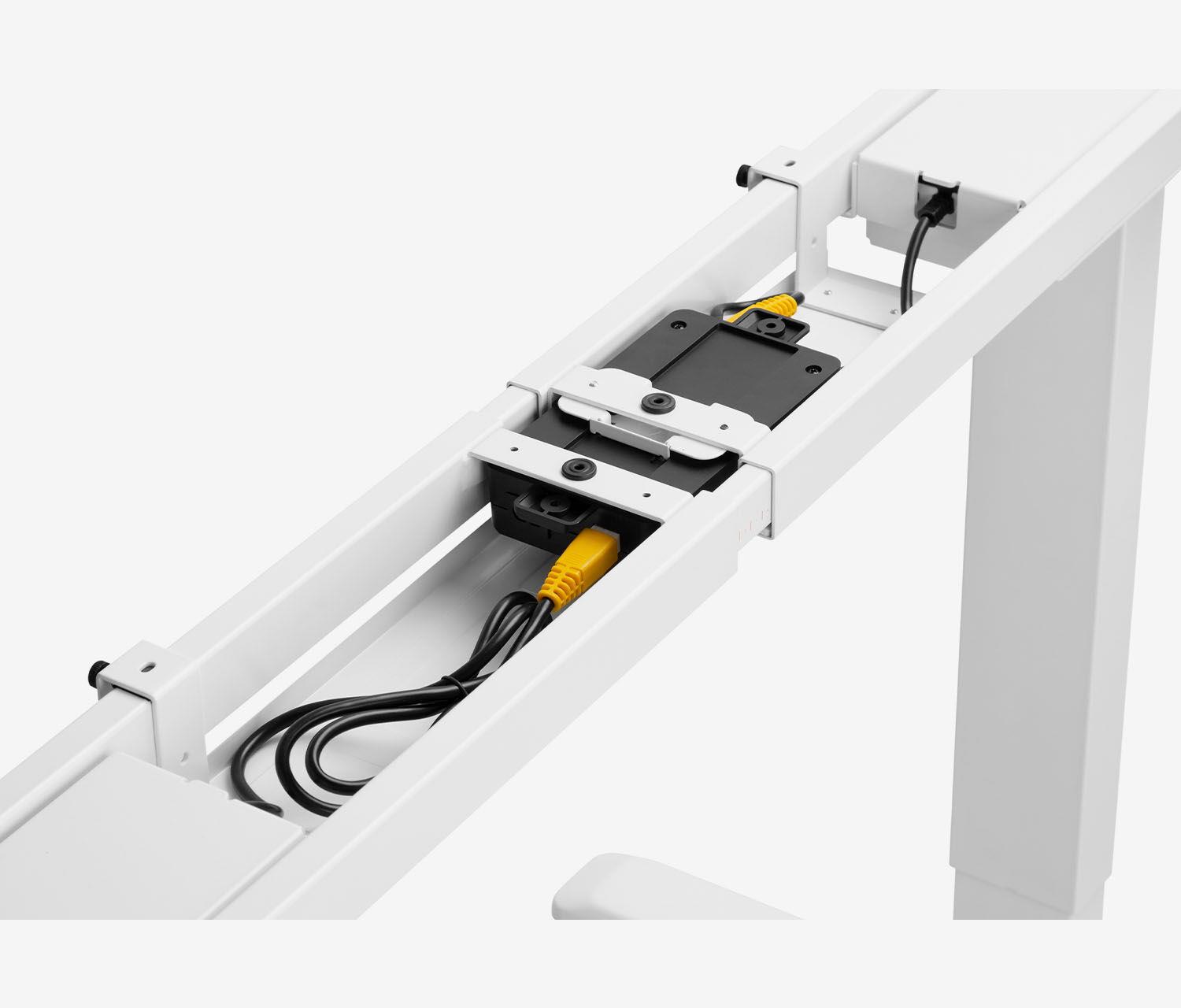 Scrivania da gaming PRIMUS - Colore: Bianco | Dimensione: 140x80 | Forma del piano: Rettangolare | Superficie: Classico | Colore bordo: Yellow Cab