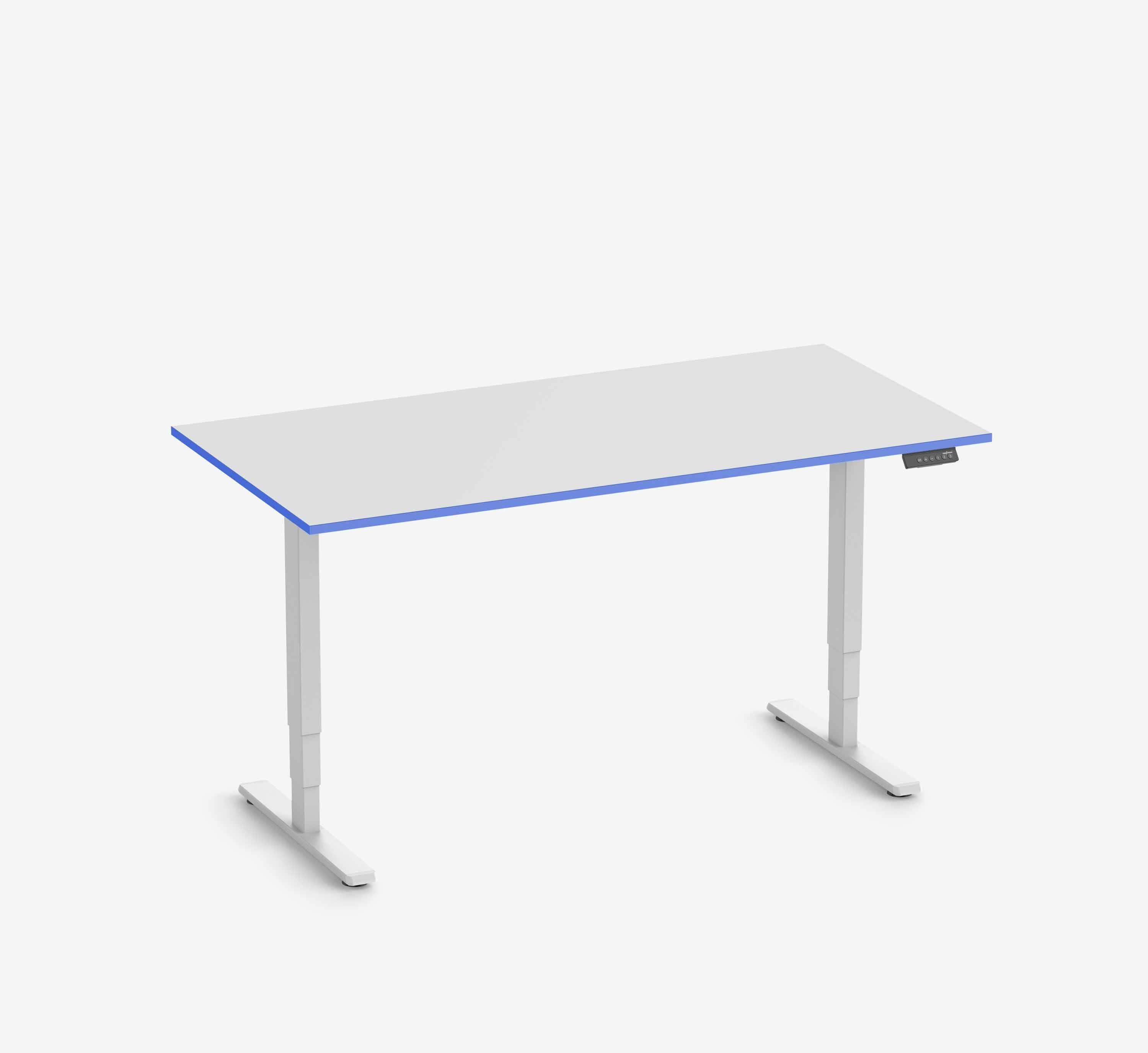 Scrivania da gaming FOKUS - Colore: Nero | Colore bordo: Royal Blue | Forma del piano: Rettangolare | Dimensione: 140x80