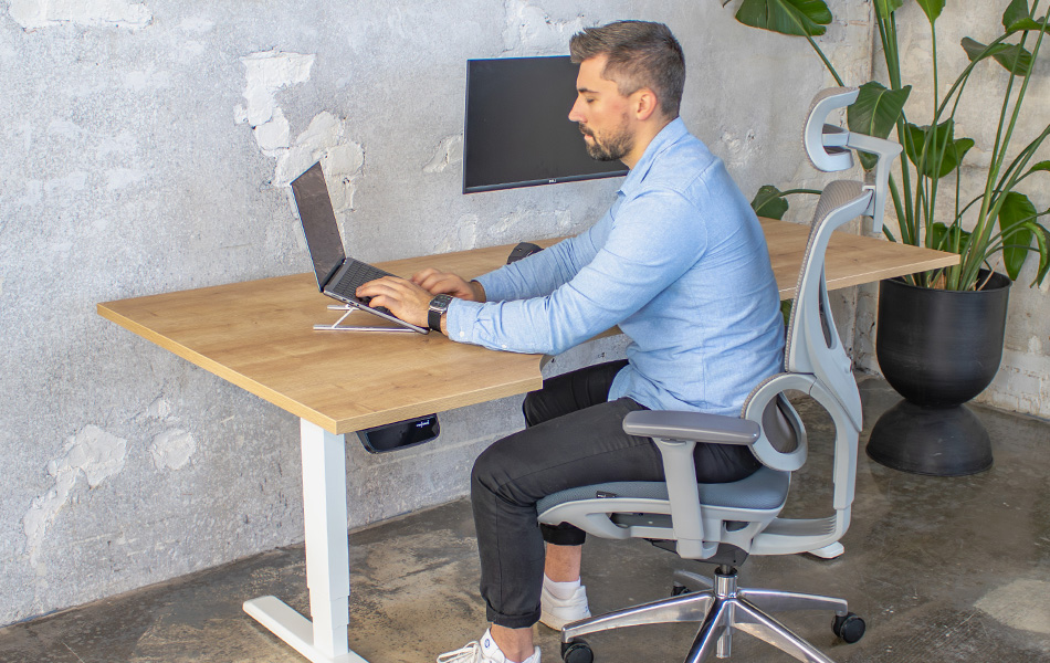 SCRIVANIA A FORMA LIBERA PRIMUS