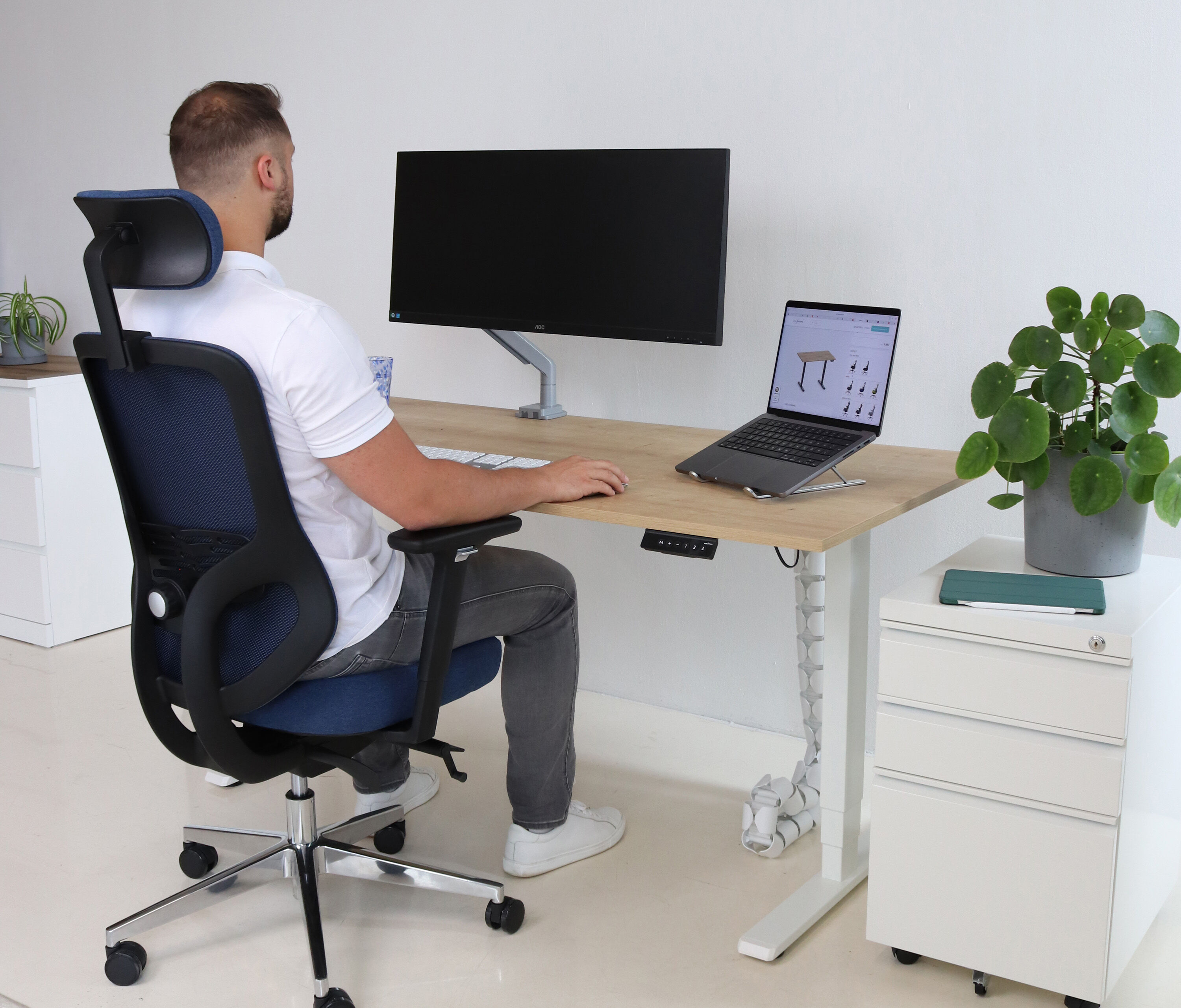 Sedia girevole da ufficio SENTA